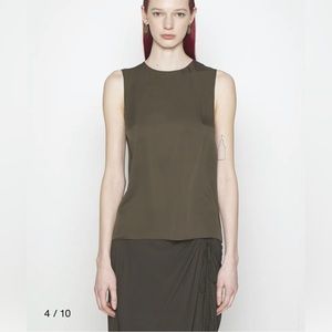 Straight Shell Top in Silk Georgette